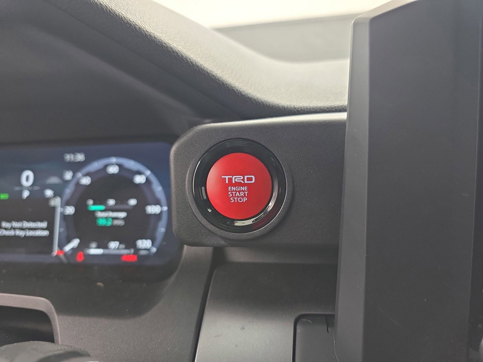Used 2025 Toyota 4Runner TRD Off-Road AWD/4WD image 34