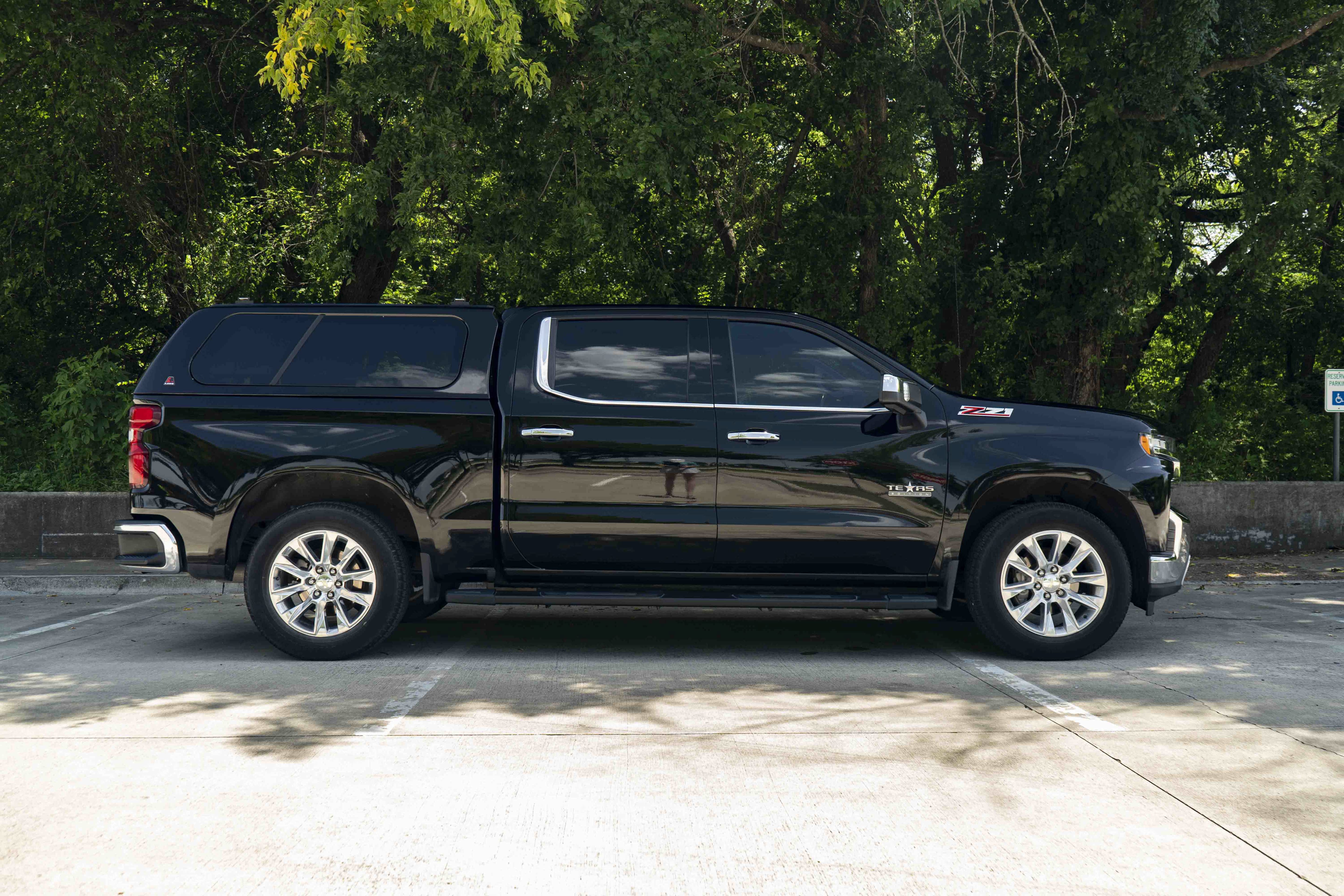 Used 2019 Chevrolet Silverado 1500 LTZ w/ LTZ Texas Edition AWD/4WD image 10