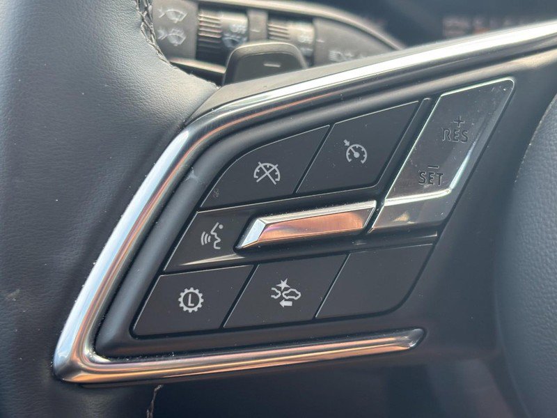 Certified 2025 Buick Enclave Preferred AWD/4WD image 18