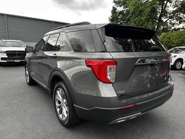 Certified 2022 Ford Explorer XLT w/ Equipment Group 202A AWD/4WD image 7