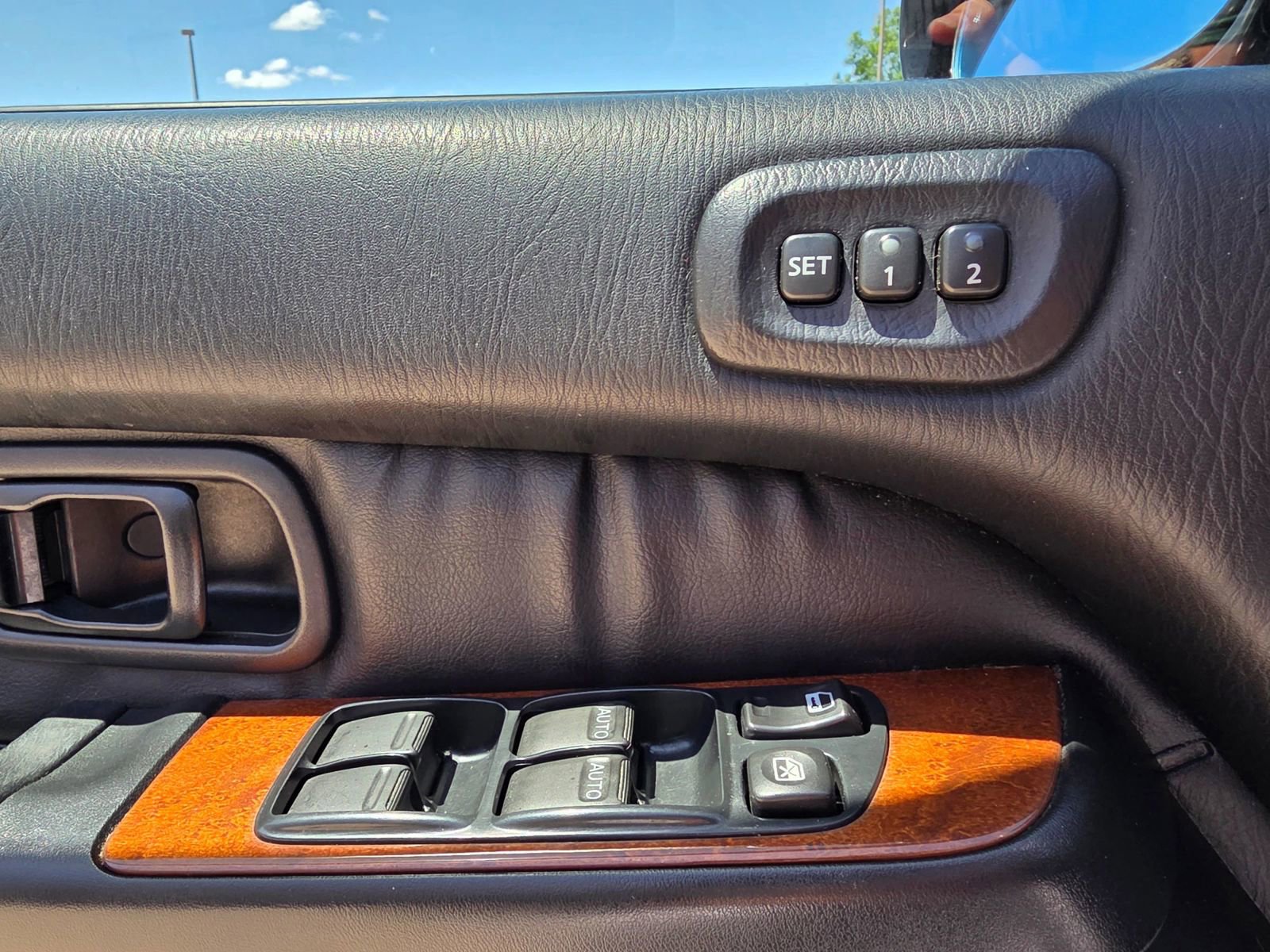 Used 2001 INFINITI QX4 2WD image 28