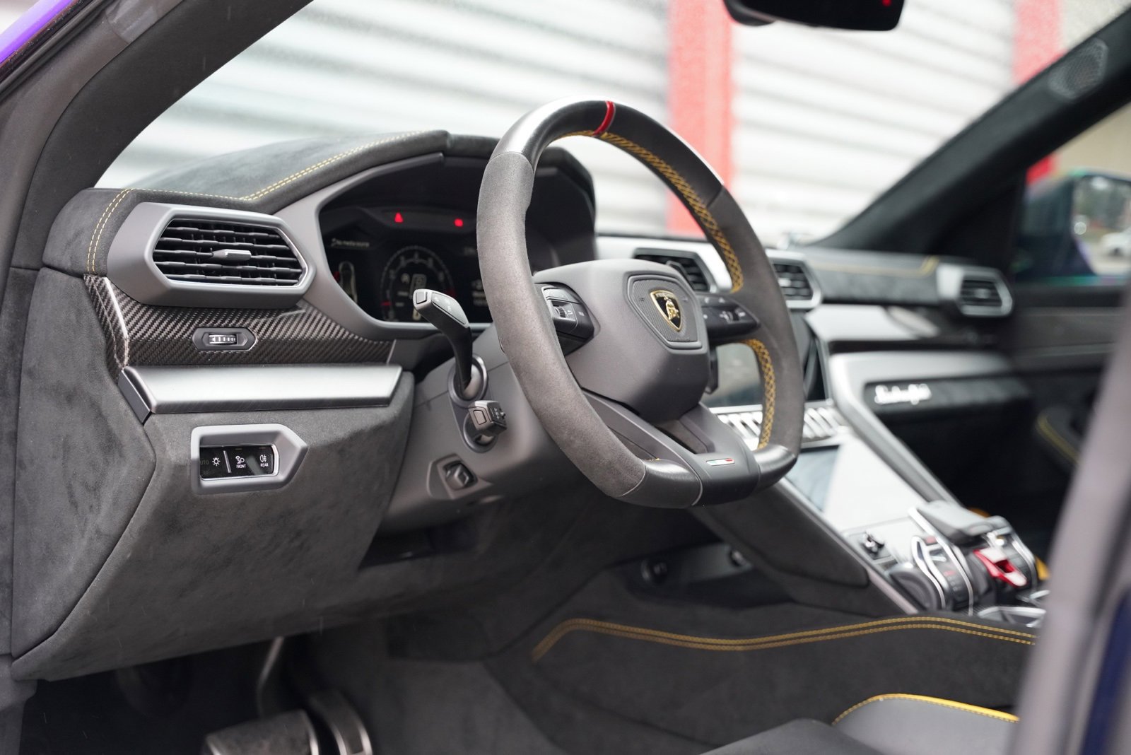 Used 2024 Lamborghini Urus Performante image 4