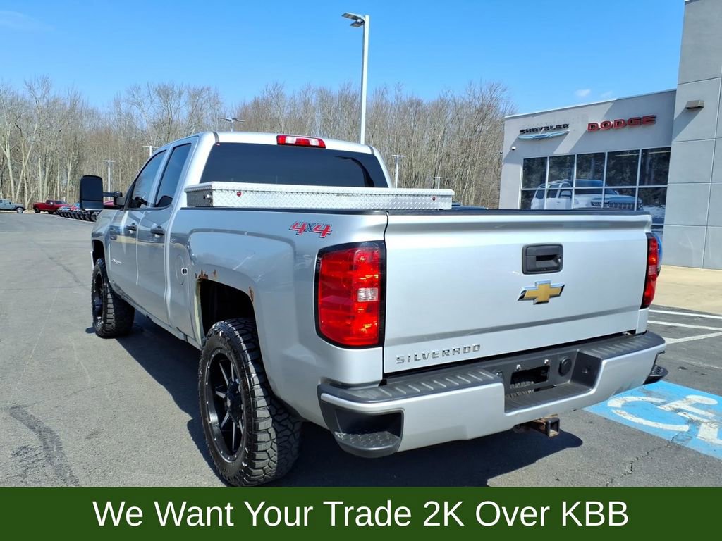 Used 2017 Chevrolet Silverado 1500 Custom w/ Custom Convenience Package image 8