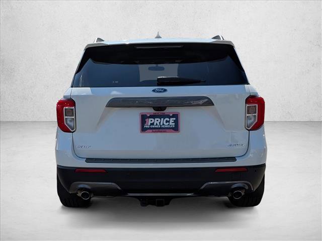 Used 2022 Ford Explorer XLT w/ Equipment Group 202A AWD/4WD image 7