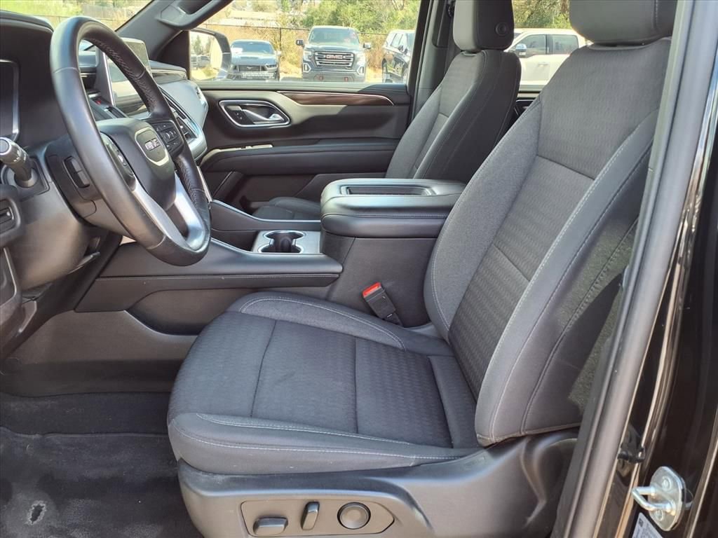 Used 2022 GMC Yukon SLE AWD/4WD image 26