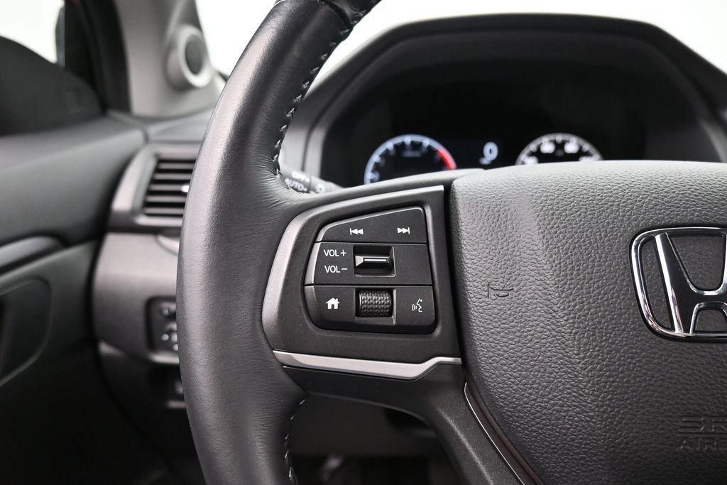 Used 2025 Honda Ridgeline Sport image 48