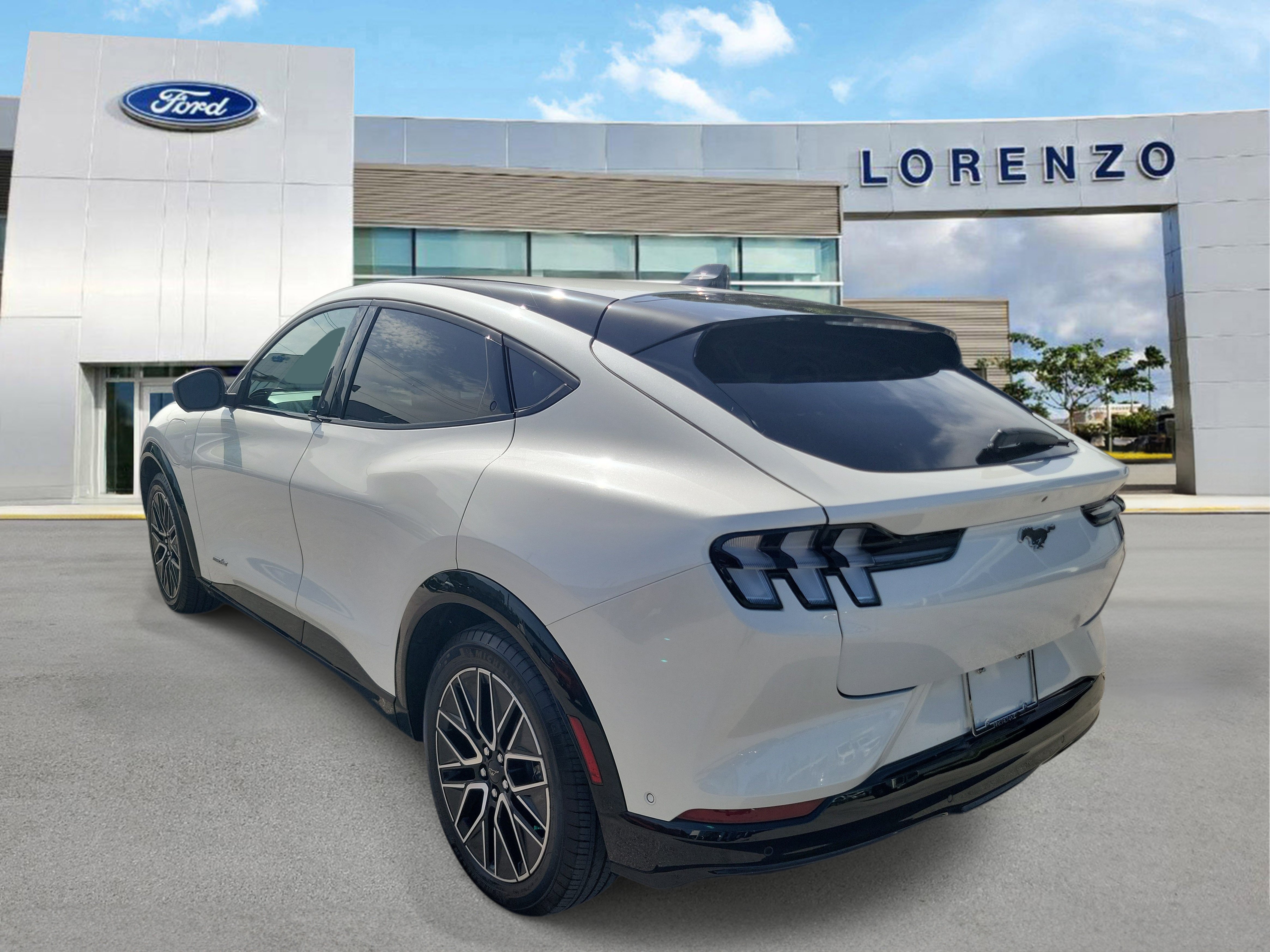 Used 2024 Ford Mustang Mach-E Premium RWD image 7