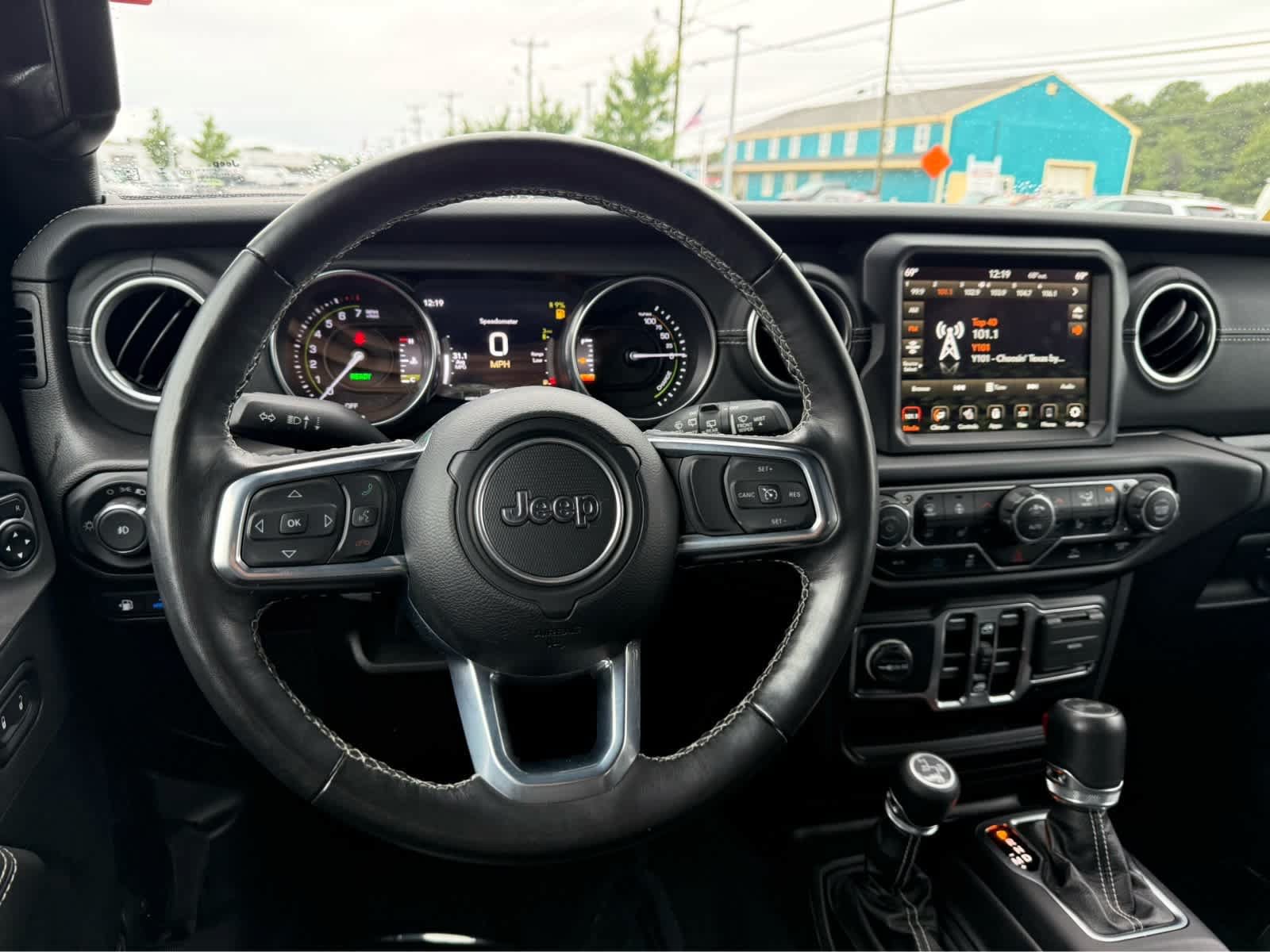 Used 2023 Jeep Wrangler Unlimited Sahara w/ Cold Weather Group AWD/4WD image 20