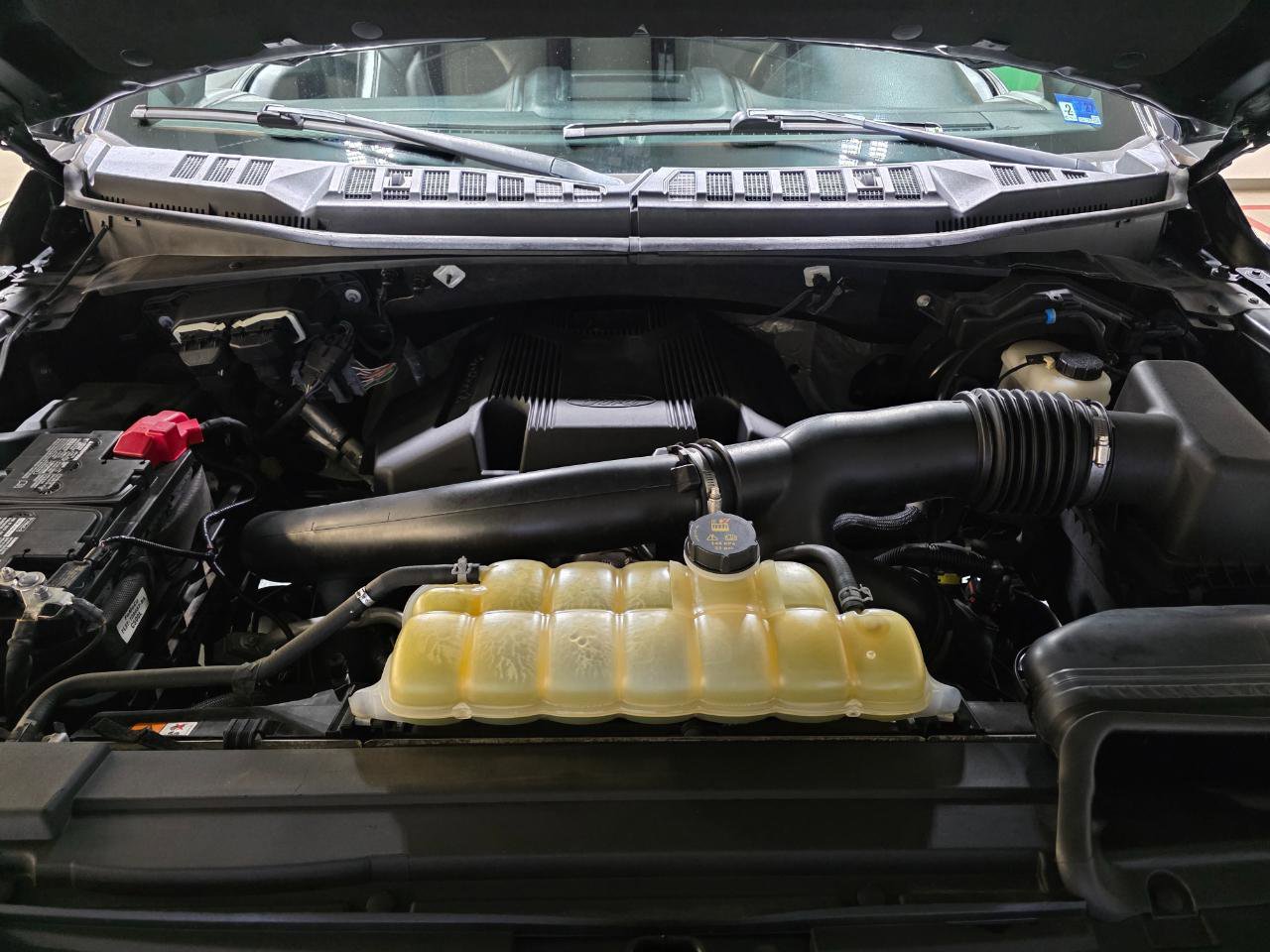 Used 2019 Ford F150 Platinum image 40