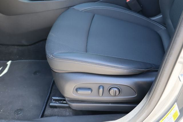 Used 2023 Buick Encore GX Select FWD image 14