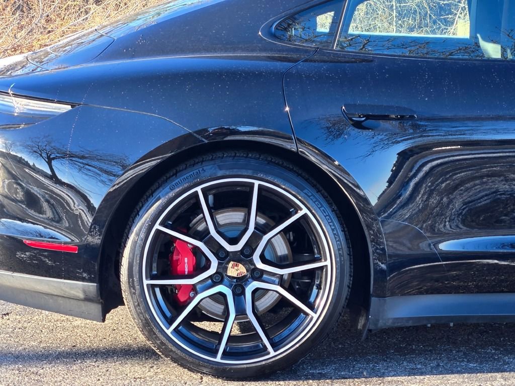 Certified 2025 Porsche Taycan 4S image 14