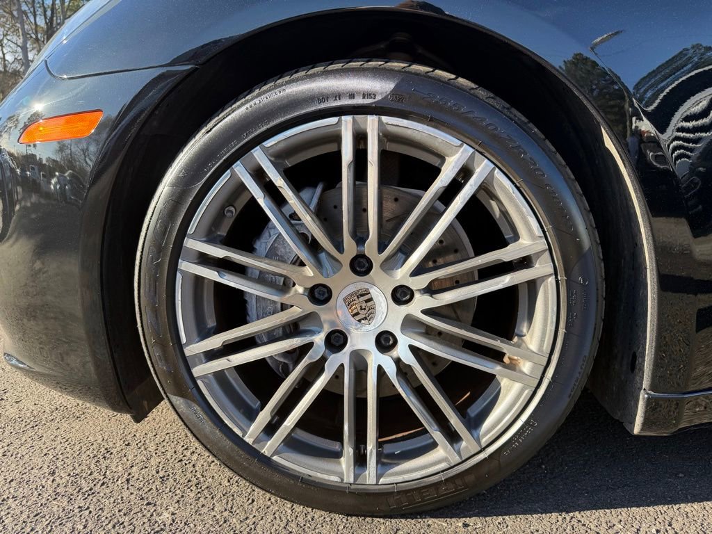 Used 2016 Porsche Panamera 4 image 9