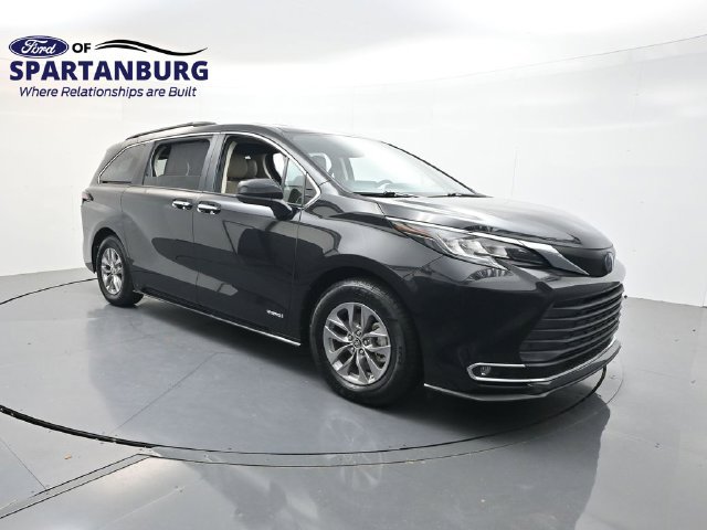Used 2021 Toyota Sienna XLE FWD 360° Tour