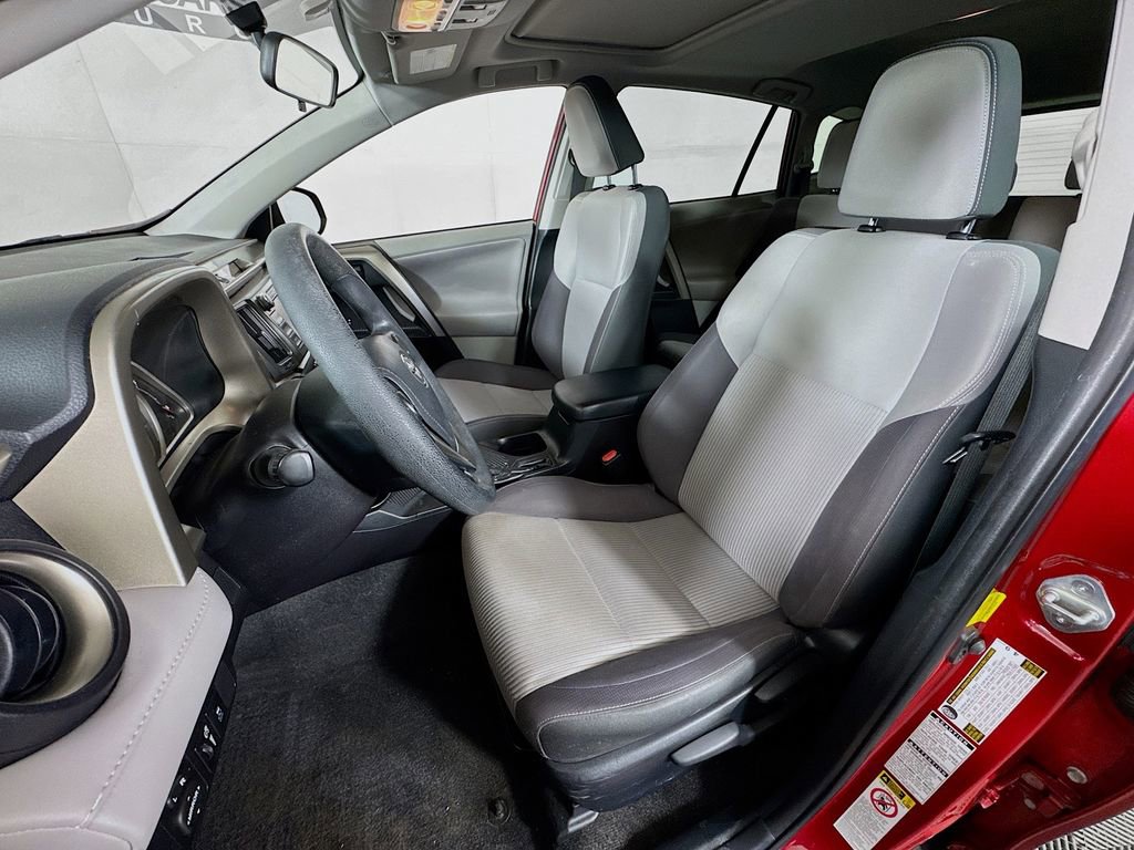 Used 2013 Toyota RAV4 XLE image 18