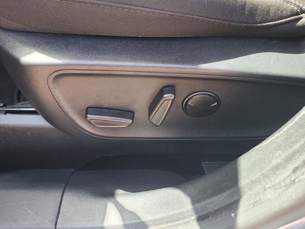 Used 2024 Ford Escape Active image 18