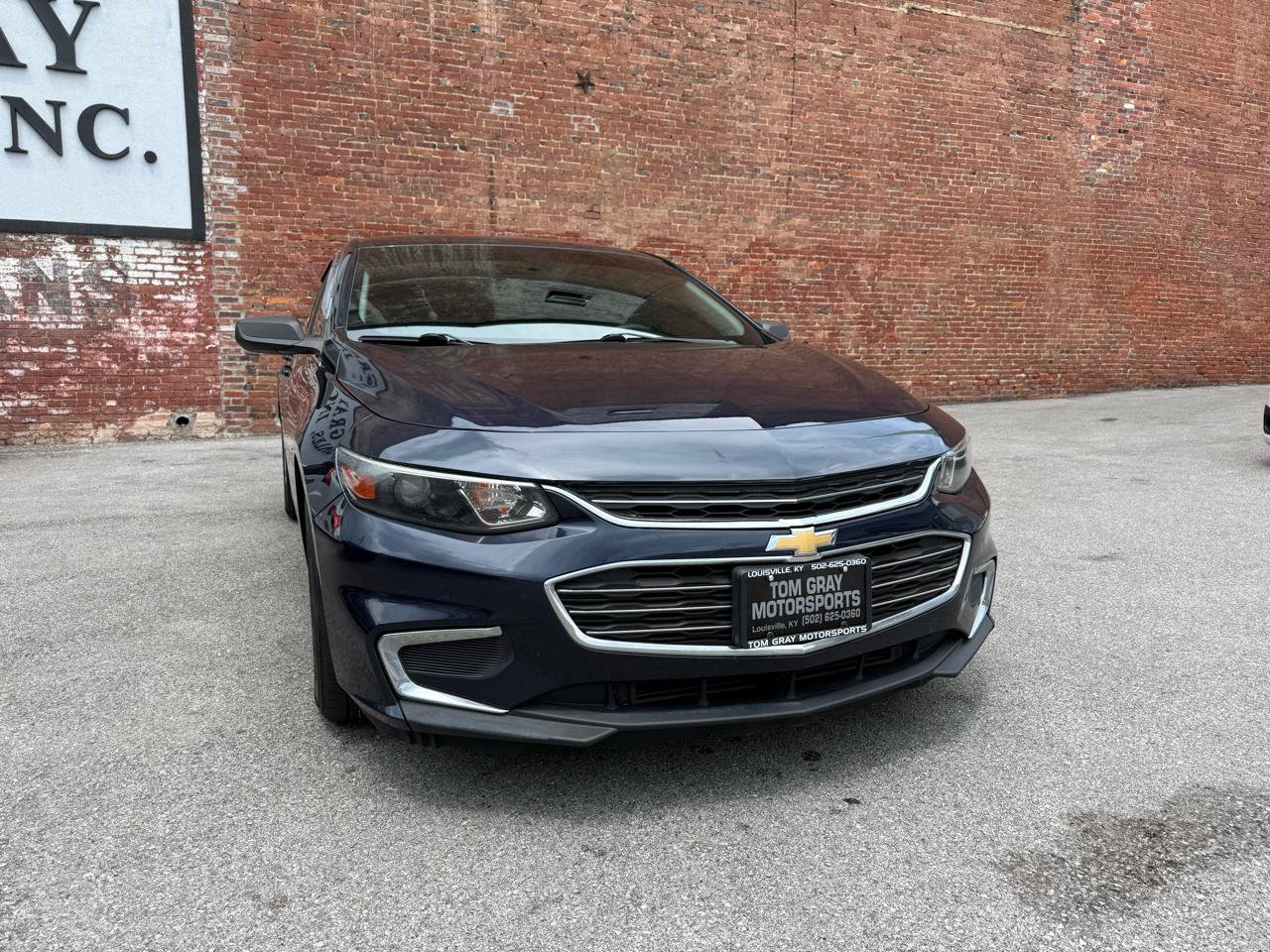 Used 2017 Chevrolet Malibu LS FWD image 2