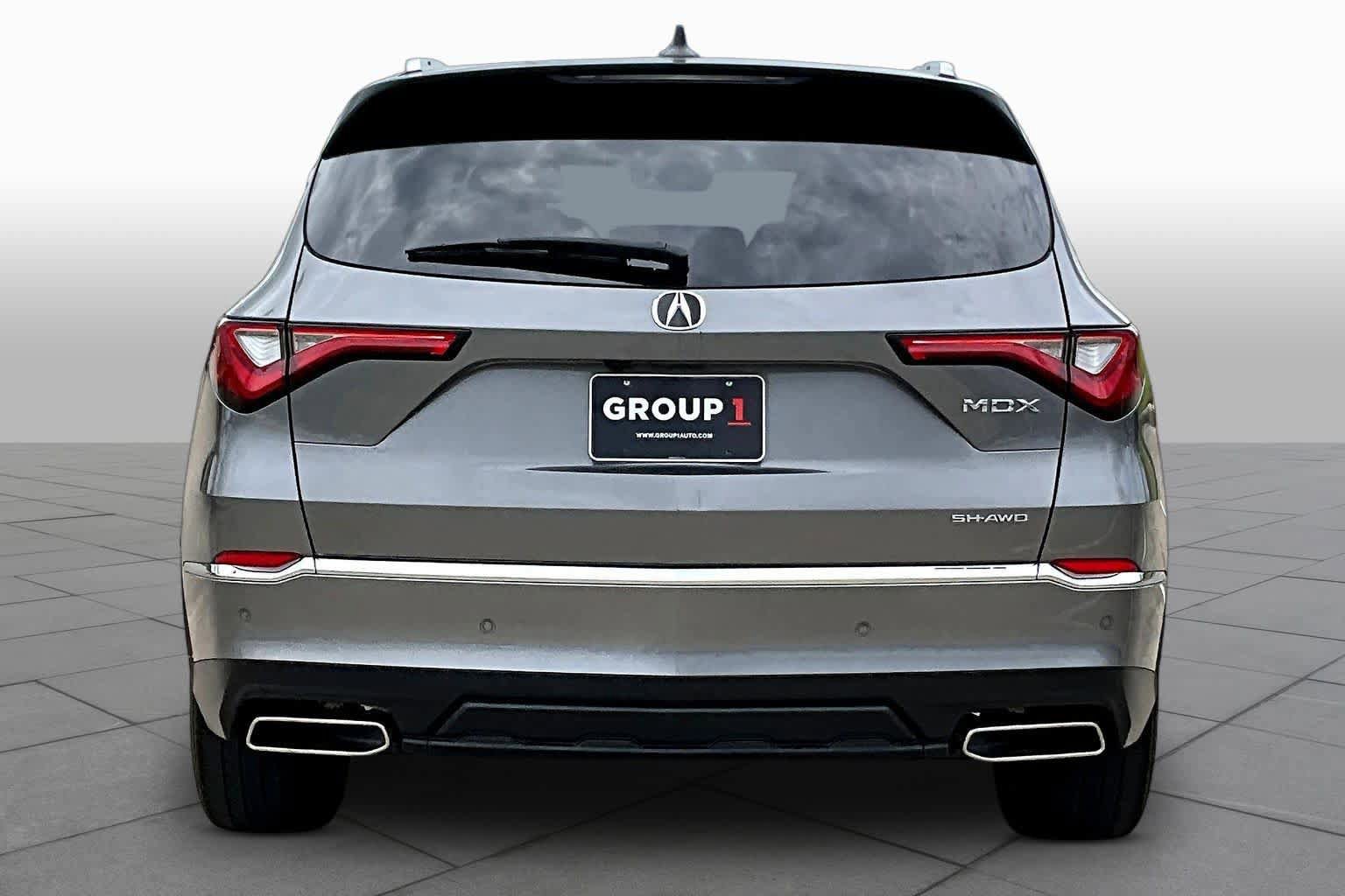 Used 2023 Acura MDX SH-AWD w/ Advance Package image 8