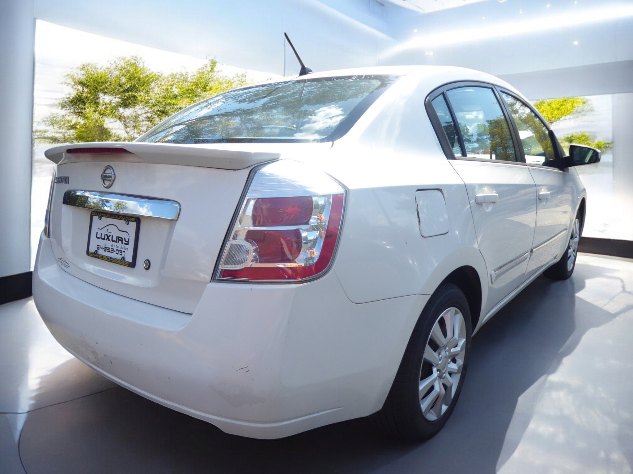 Used 2011 Nissan Sentra 2.0 S image 9