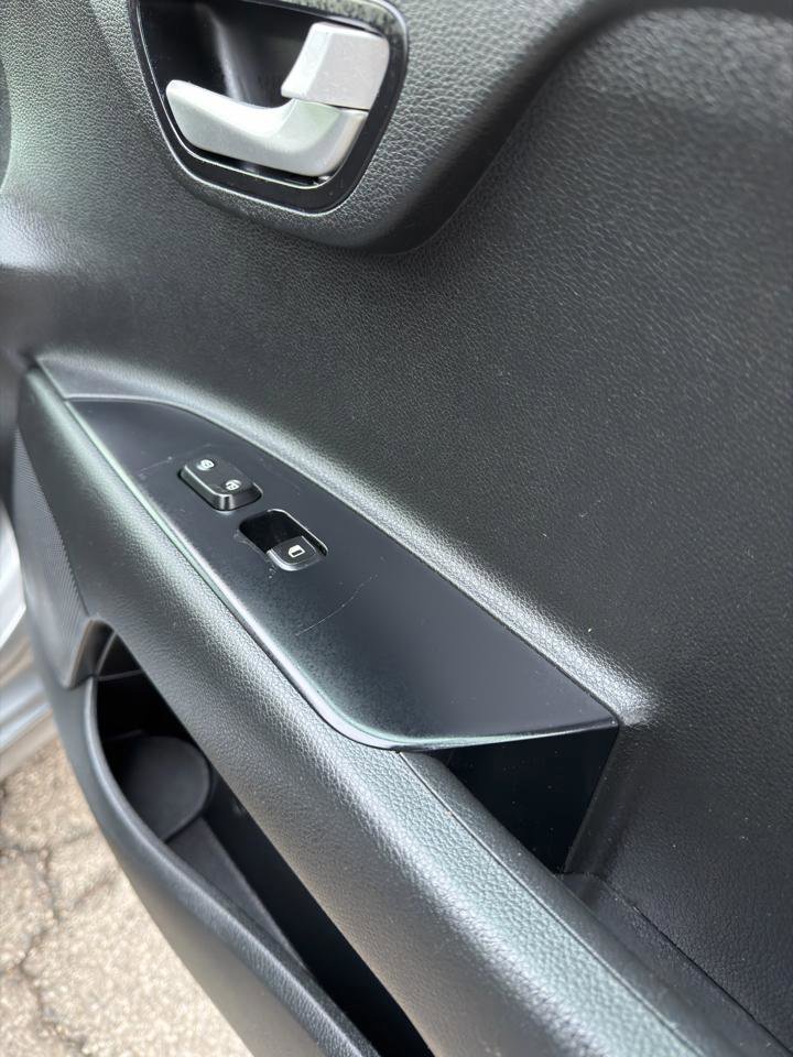 Used 2021 Kia Rio S image 44