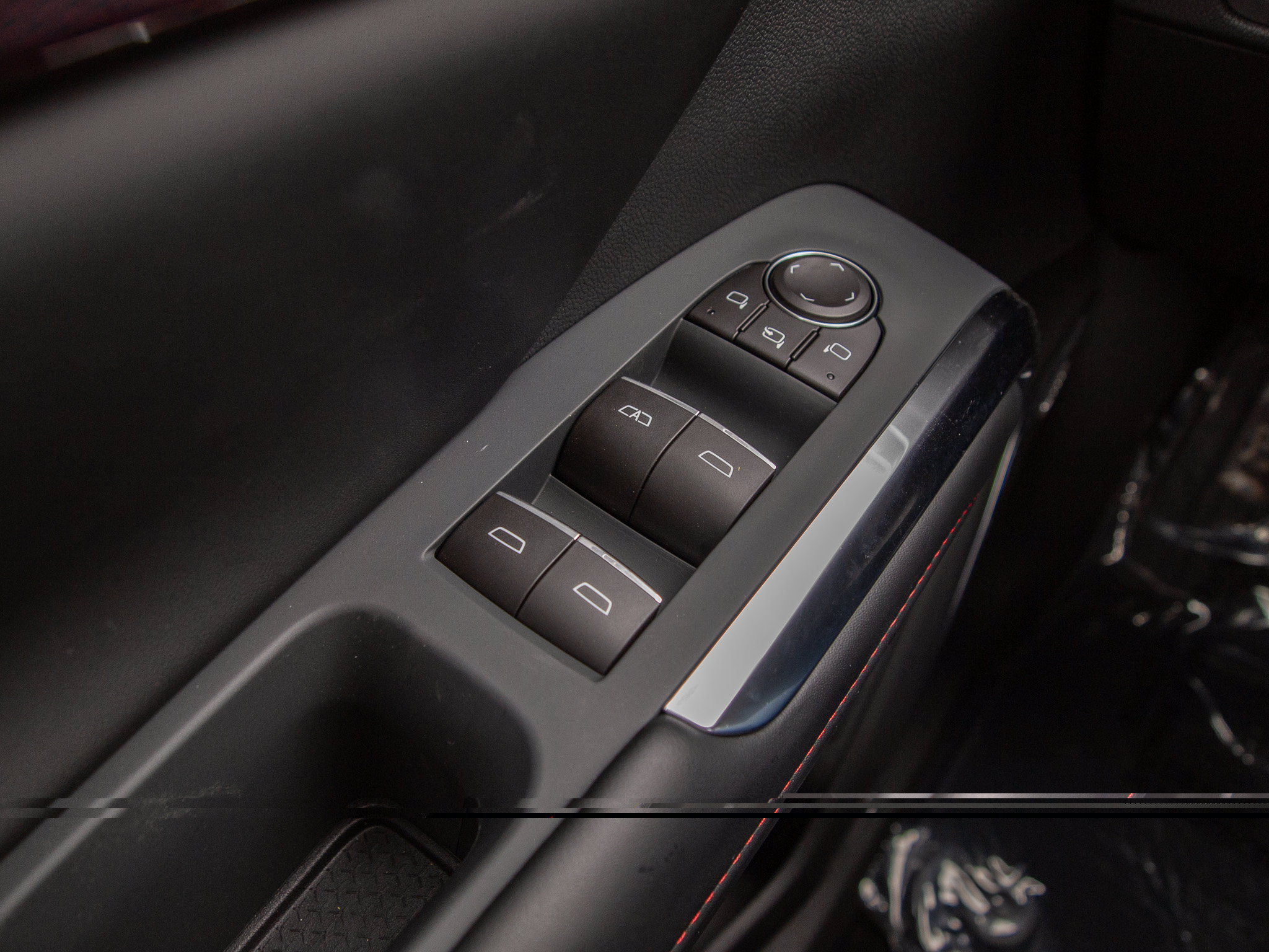 New 2027 Chevrolet Traverse RS AWD/4WD image 12