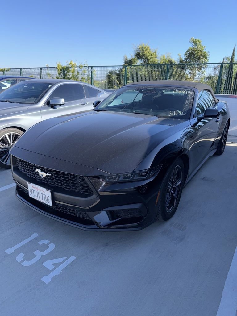 Used 2025 Ford Mustang EcoBoost image 2