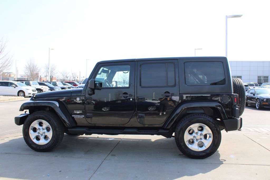 Used 2014 Jeep Wrangler Unlimited Sahara w/ Connectivity Group image 4