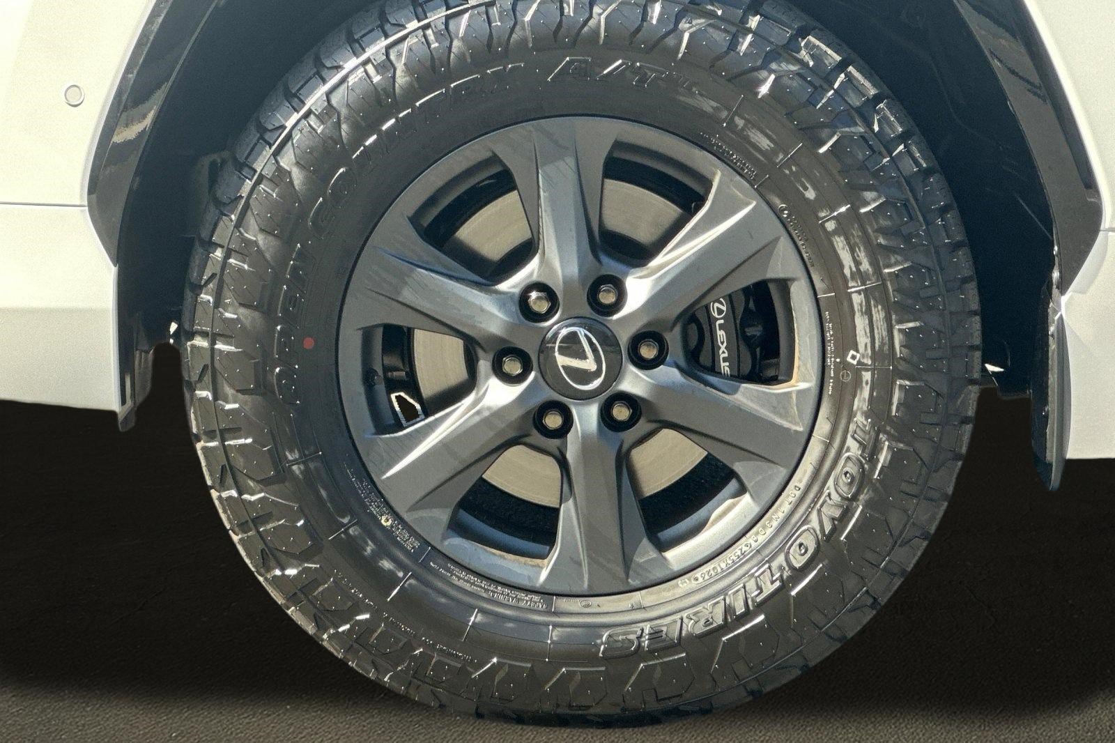 New 2026 Lexus LX 700h Overtrail AWD/4WD image 12