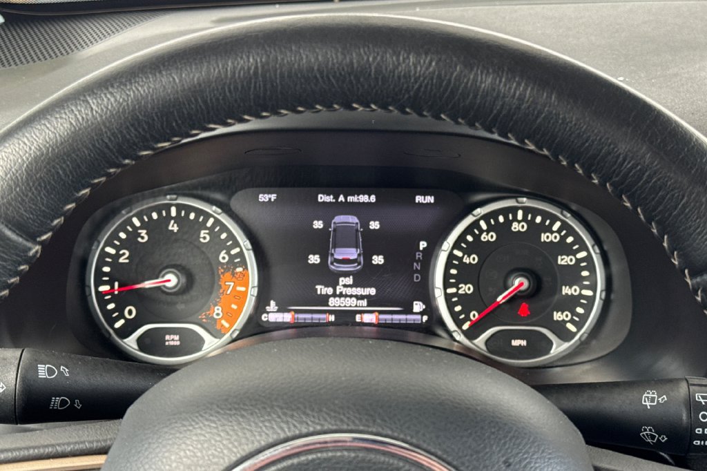 Used 2015 Jeep Renegade Limited w/ Safety & Security Group I AWD/4WD image 28