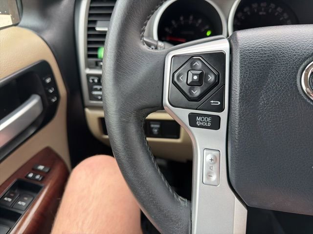 Used 2016 Toyota Sequoia Platinum image 21