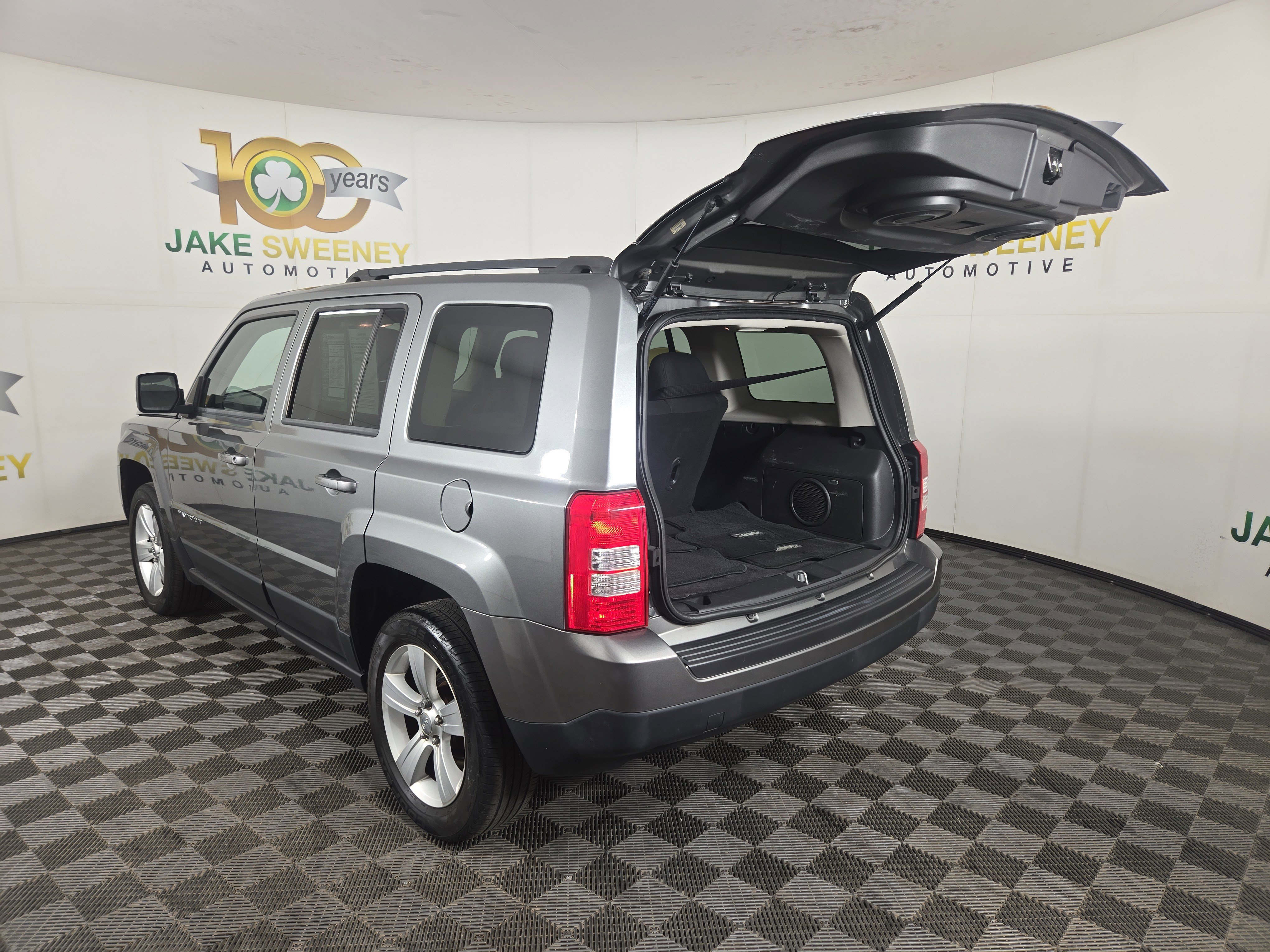 Used 2013 Jeep Patriot Latitude w/ Sun/Sound Group image 31