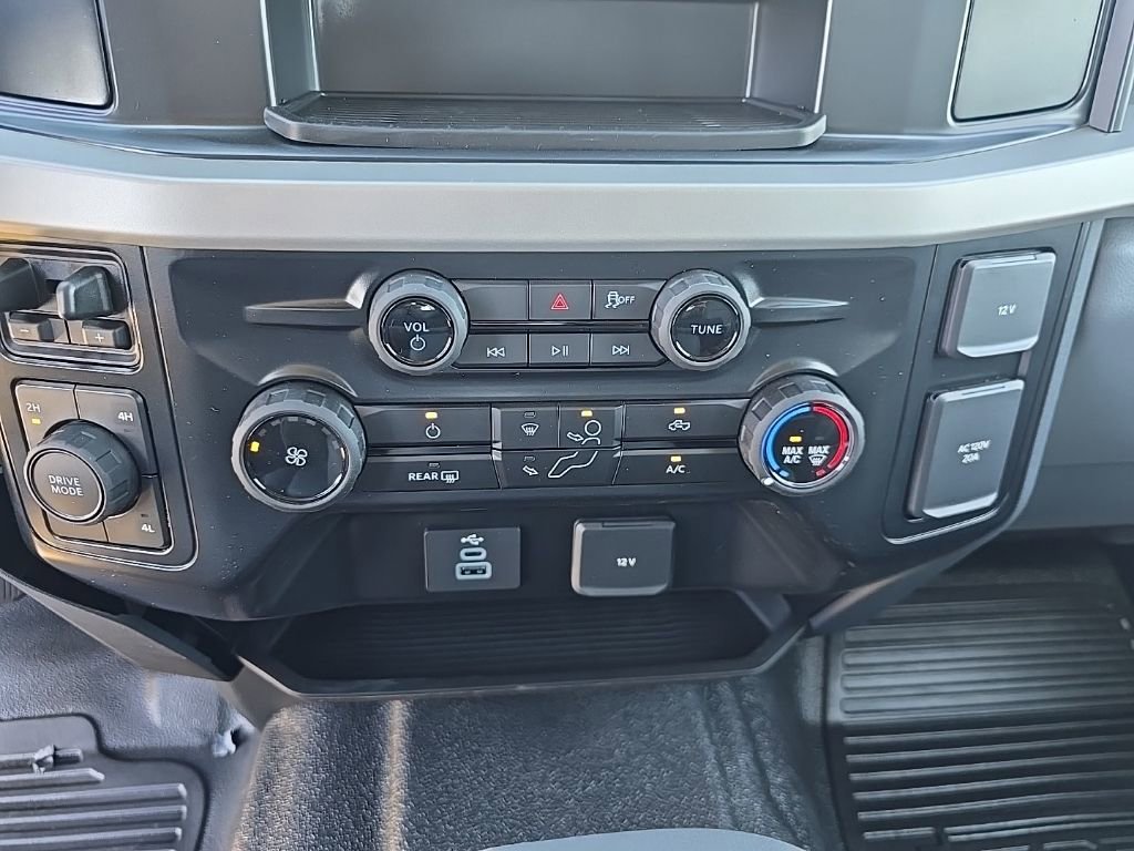 New 2026 Ford F350 XL w/ XL Chrome Package image 35
