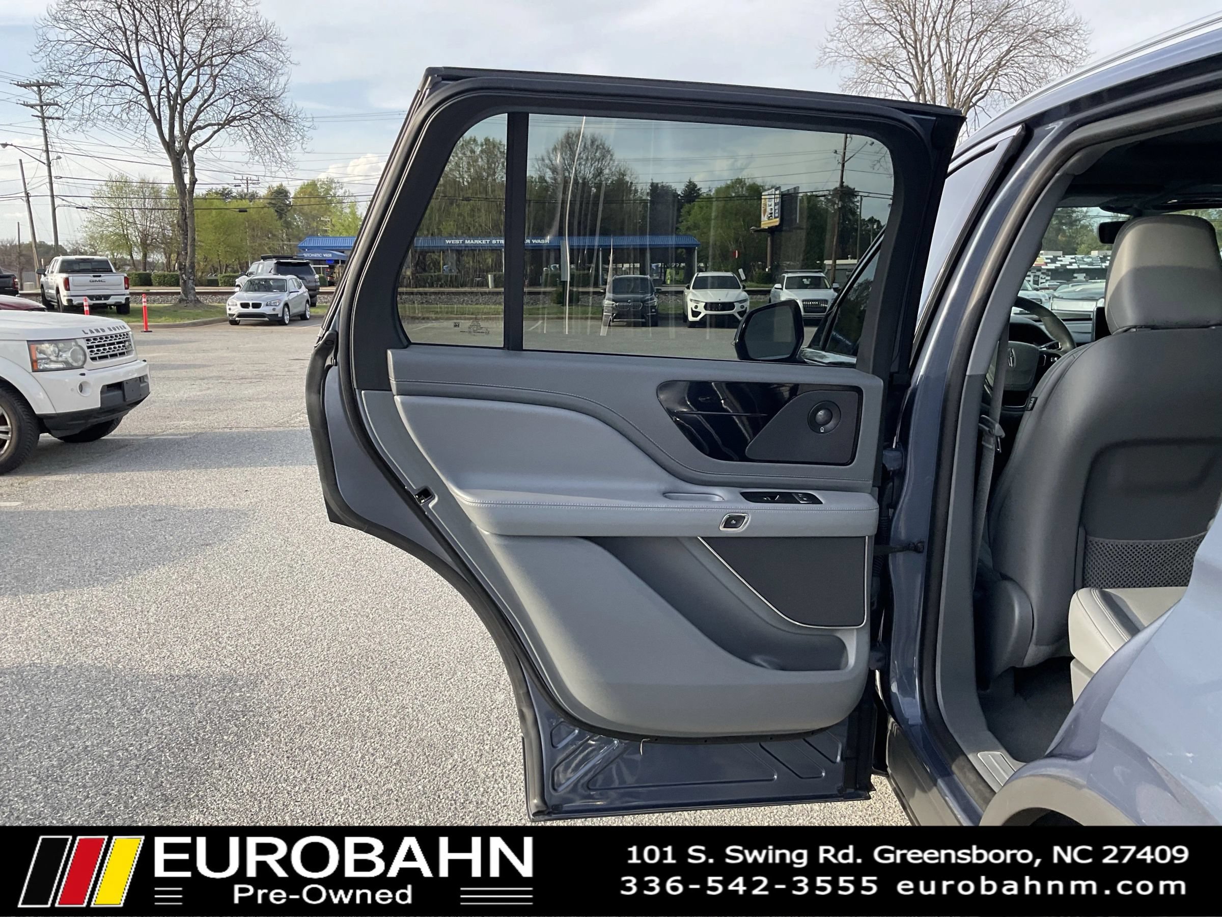 Used 2021 Lincoln Aviator Reserve w/ Elements Package Plus RWD image 13