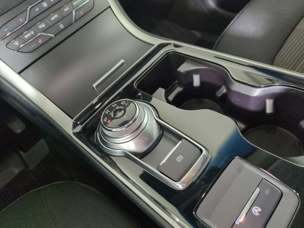 Used 2019 Ford Edge SEL AWD/4WD image 24