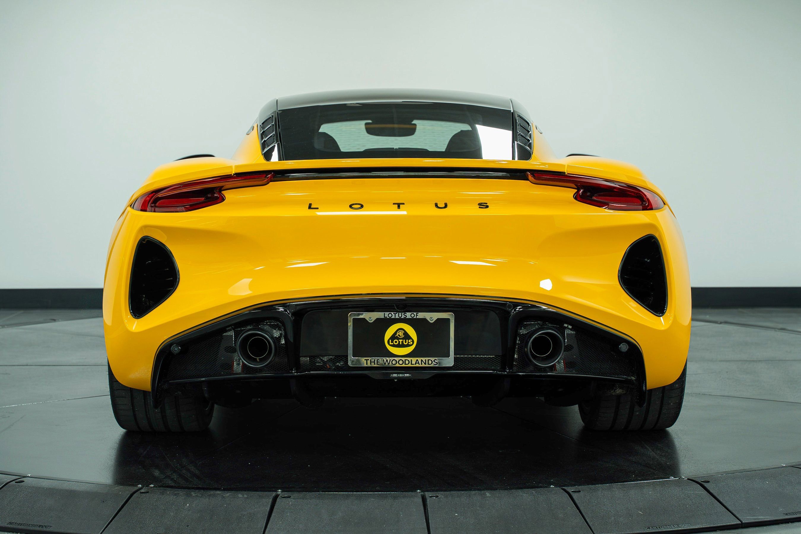 New 2026 Lotus Emira SE image 36
