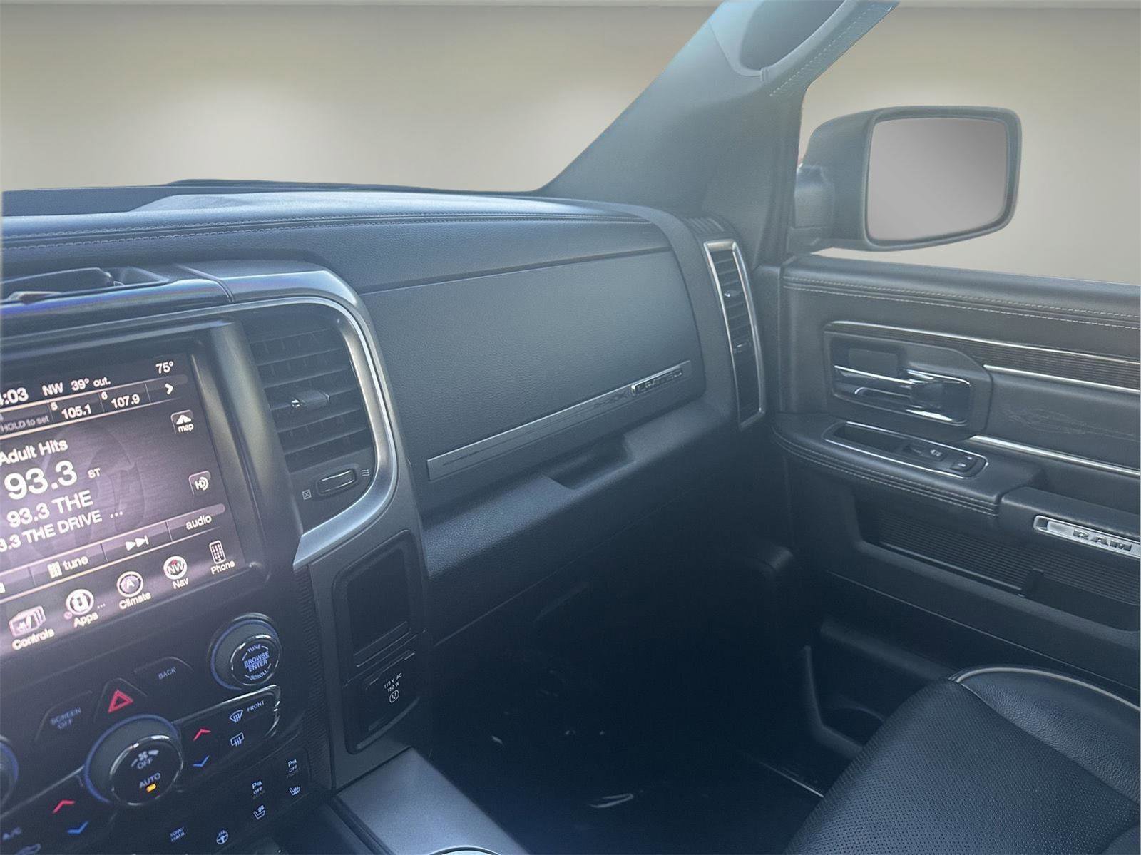 Used 2017 RAM 1500 Limited image 14