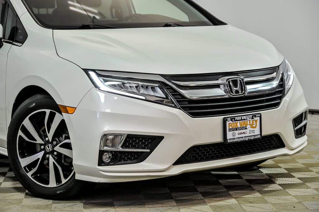 Used 2018 Honda Odyssey Elite image 2