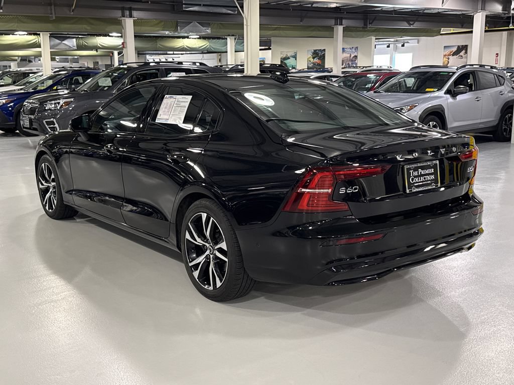 Used 2024 Volvo S60 B5 Plus AWD/4WD image 4