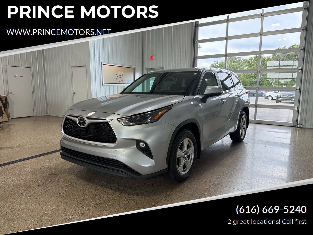 Used 2023 Toyota Highlander LE AWD/4WD image 1