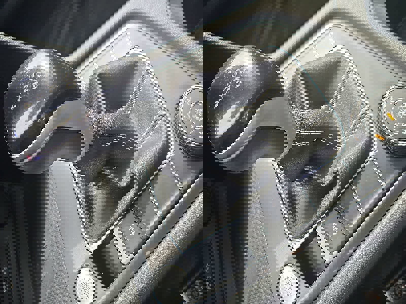 Certified 2022 Volkswagen Tiguan SE image 30