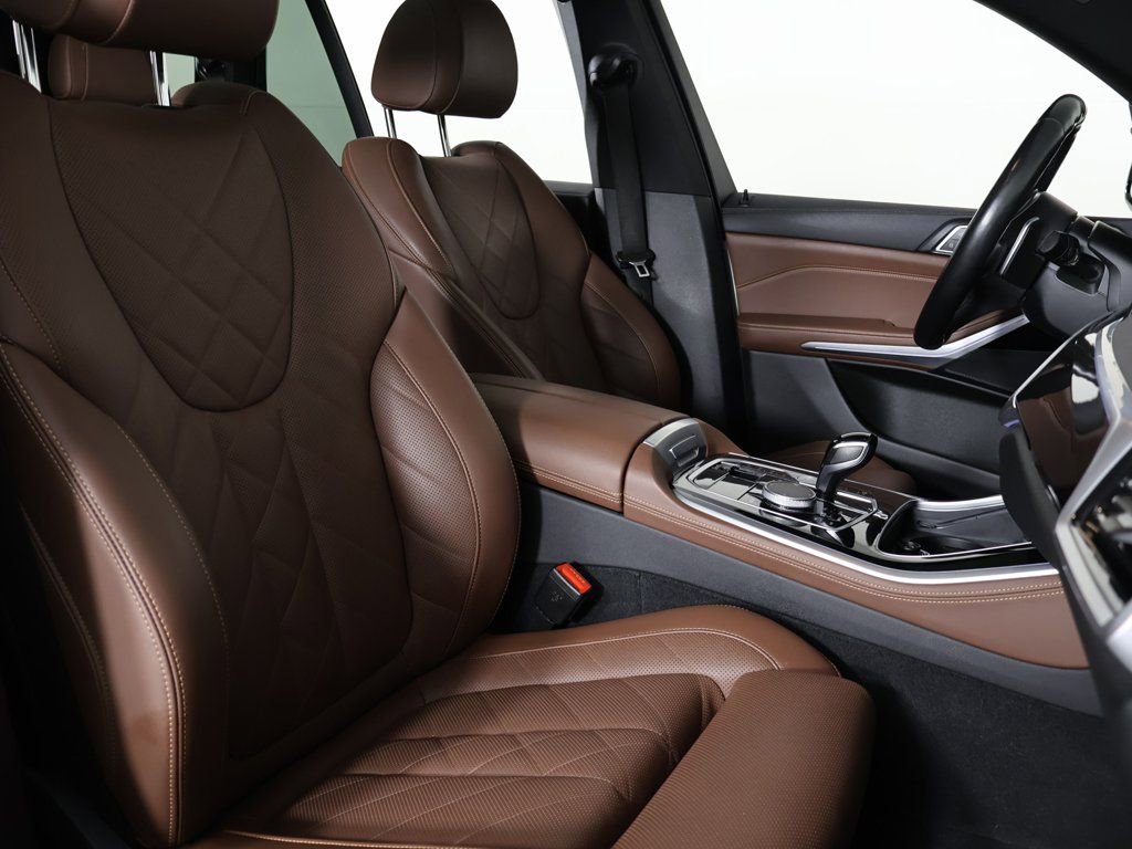 Used 2023 BMW X5 xDrive40i image 32