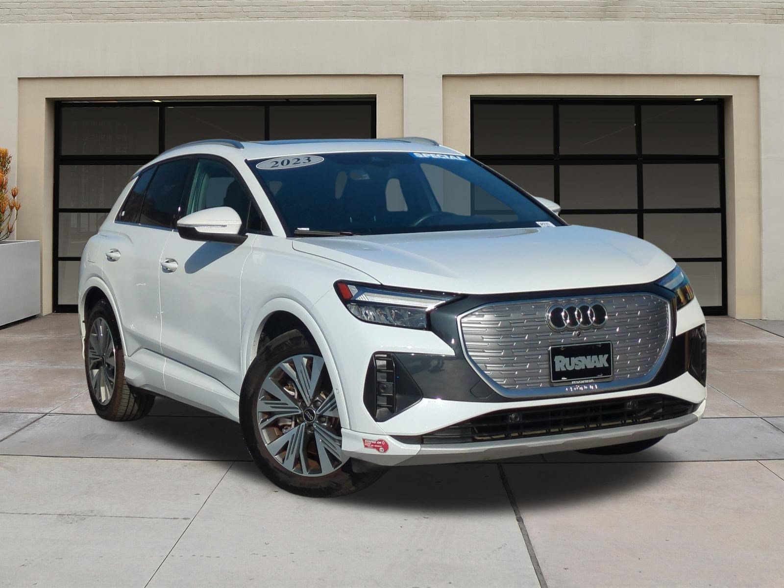 Used 2023 Audi Q4 e-tron Premium Plus RWD image 32