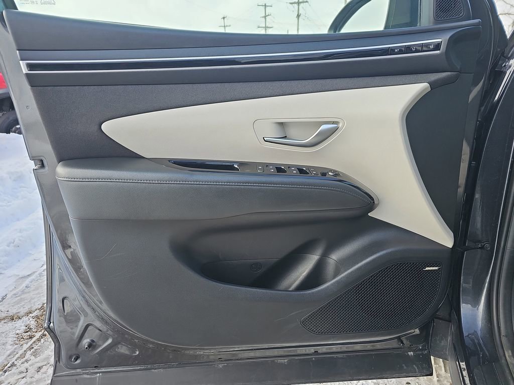 Used 2024 Hyundai Tucson Limited image 30