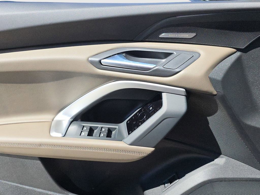 New 2026 Audi Q5 Premium Plus image 18