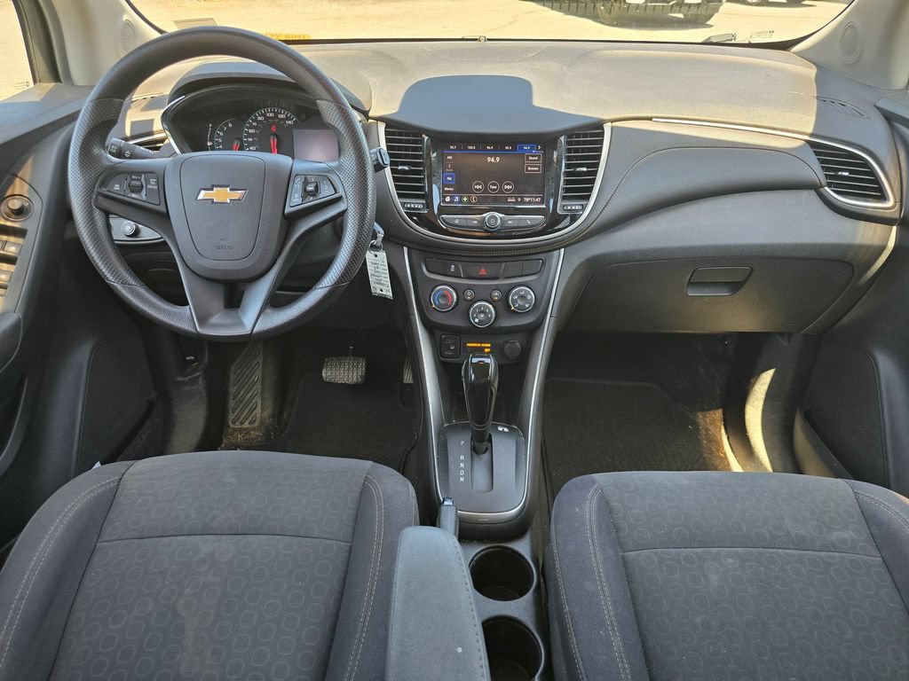 Used 2020 Chevrolet Trax LS w/ Tint and Cruise Package AWD/4WD image 5