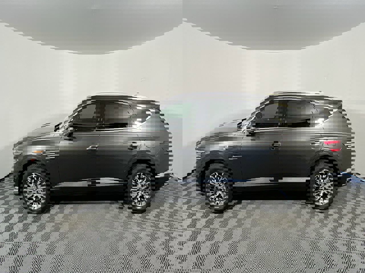 Used 2025 Genesis GV80 2.5T Standard image 6