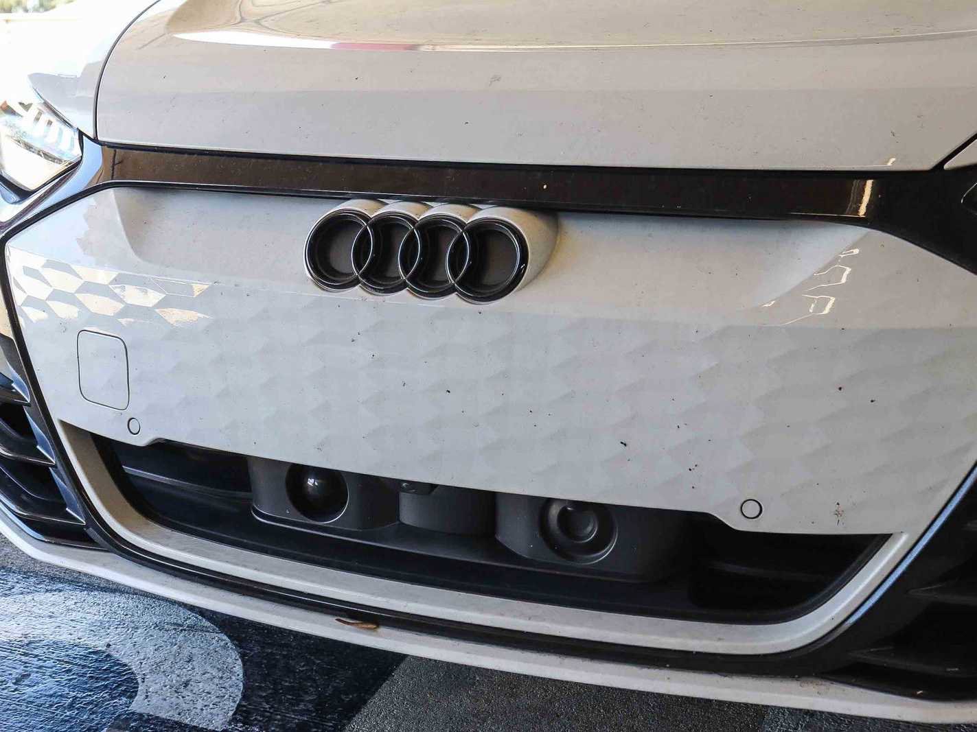 Used 2023 Audi RS e-tron GT w/ Carbon Performance Package AWD/4WD image 8