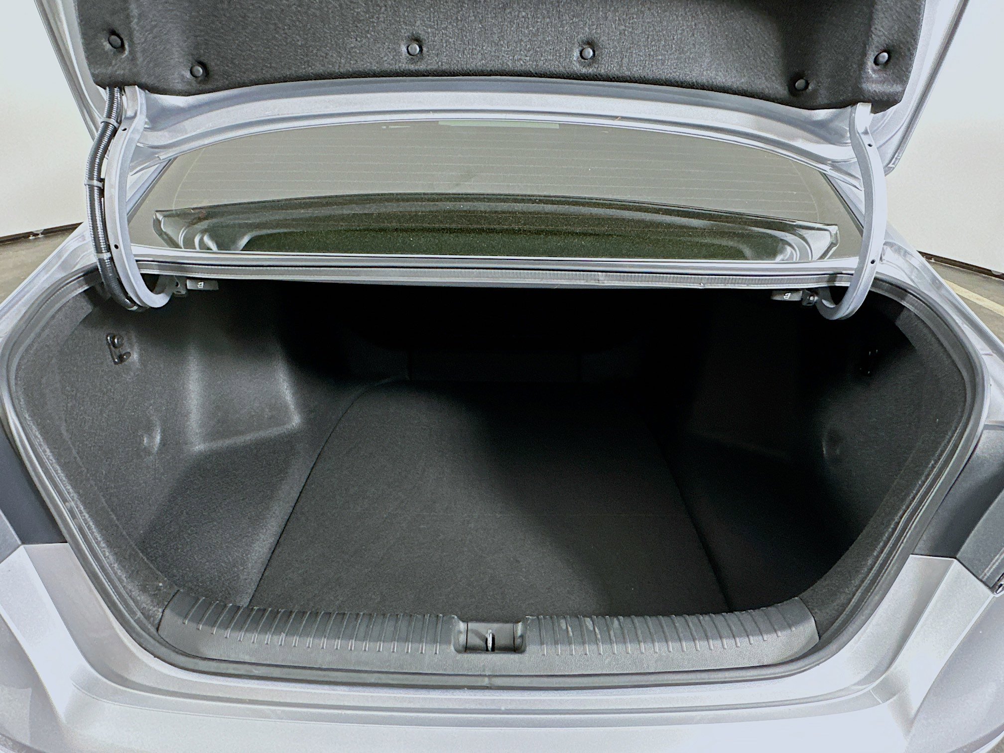 Used 2025 Honda Accord SE image 28