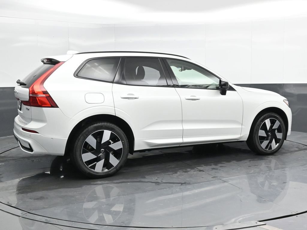 New 2025 Volvo XC60 T8 Plus w/ Protection Package Premier image 2