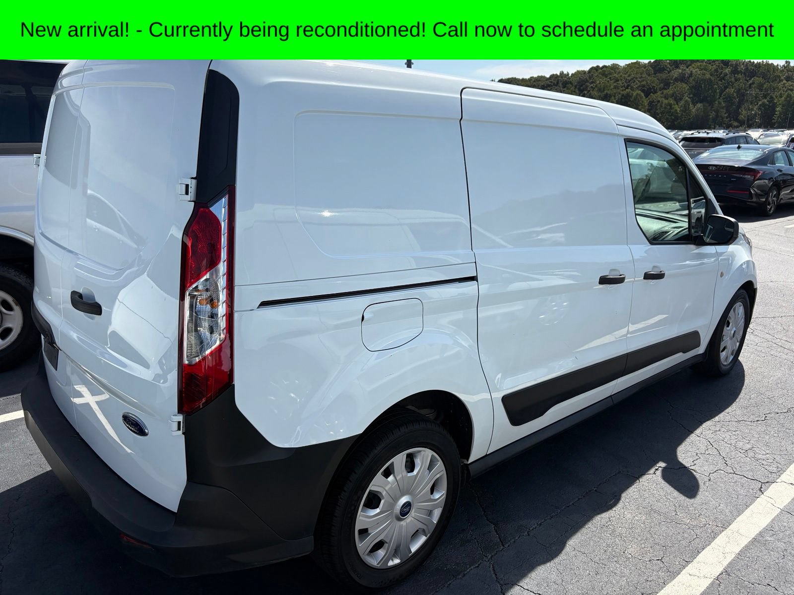 Used 2023 Ford Transit Connect XL FWD image 5