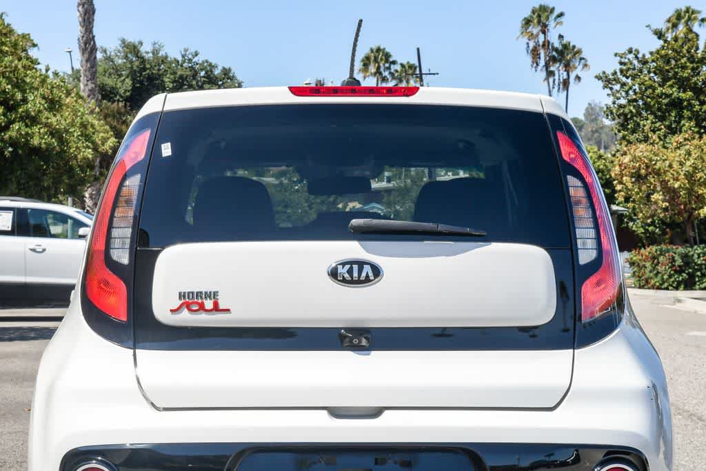 Used 2018 Kia Soul ! FWD image 6